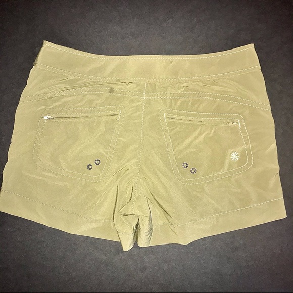 Athleta Shorts | Athleta Khaki Green Shorts Womens 8 | Poshmark